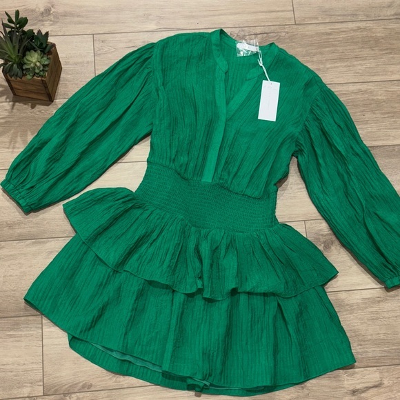 Jade Dresses & Skirts - Lush Jade Emerald Green long sleeve dress size medium new with tags